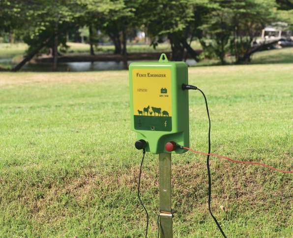 Electric fence energizer, battery / DC, 2 J (20 km) — view 2